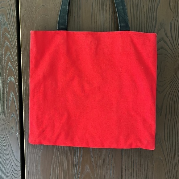 Bedouin  by Heekin Brockway red multicolored canvas purse. - Picture 4 of 7